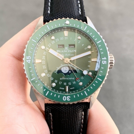 TW出品 宝珀五十噚系列5054-1110-B52A男士多功能机械腕表 搭载6654.P自动机械机芯 直径43毫米，厚度13.3毫米